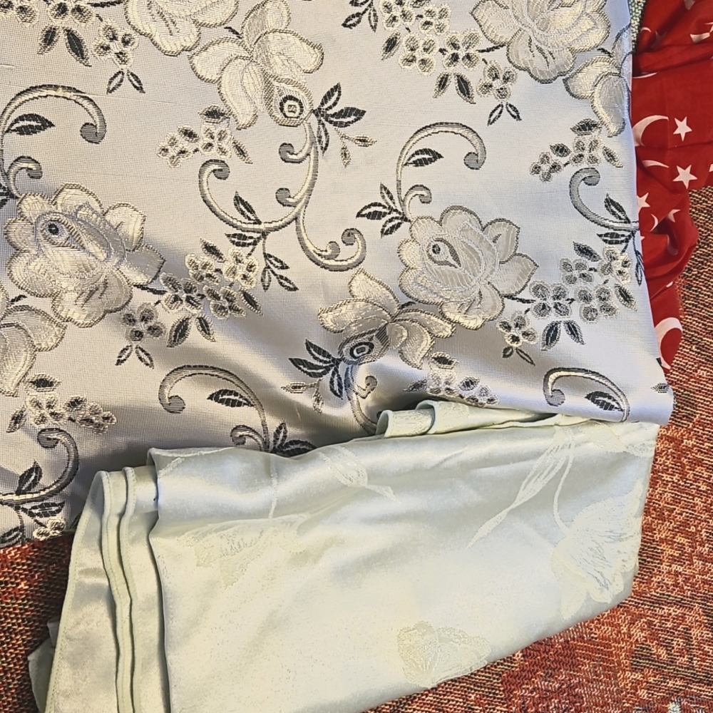 Tablecloth combo